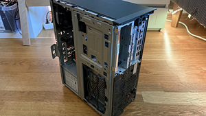 Lenovo lauaarvuti – i7 / 48 GB RAM / SSD / Windows 11 Pro (3 foto / 5)