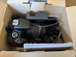 Canon EOS 1100D EF-S 18-55 III komplekt digitaalne peegelkaa (10 foto / 10)