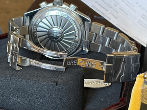 Breitling B-1 Chronometer (COSC) Quartz Watch A68362. Collec (3 foto / 10)