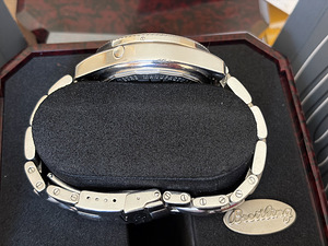 Breitling B-1 Chronometer (COSC) Quartz Watch A68362. Collec (9 foto / 10)