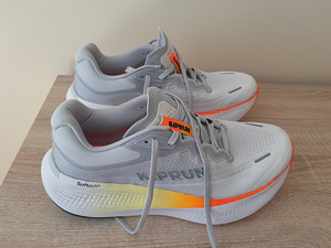 Кроссовки Kiprun Kipride Max (3 фото из 5)