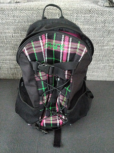 Seljakott Dakine Wonder Pack 15 l. (1 foto / 2)