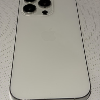 iPhone 16 pro 128gb