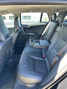 Volvo V60 2014 D6 Plug-In Hybrid (7 foto / 15)