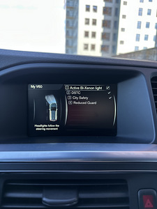 Volvo V60 2014 D6 Plug-In Hybrid (13 foto / 15)