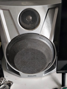 Колонки Philips 120 W (2 фото из 3)