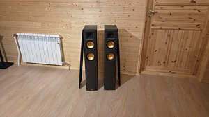 Мощные колонки Klipsch (1 фото из 3)