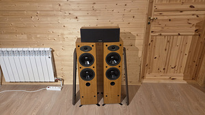 Колонки Yamaha (2 фото из 3)