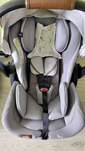 Turvahäll Joie + ISOFIX-alus (3 foto / 6)