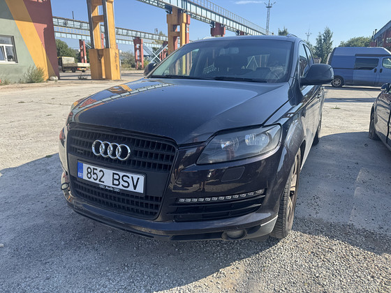 Audi q7 varuosadeks