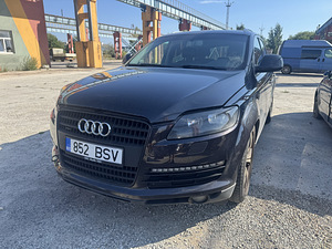 Audi q7 varuosadeks (1 foto / 9)