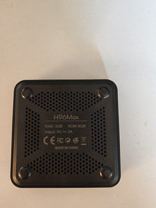Android TV Box H96 (2 фото из 2)
