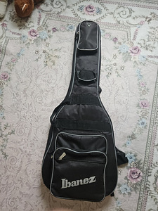 Электрогитара Ibanez ART100 (5 фото из 5)