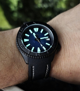 Custom Seiko Mod NH35A / Blue Wave Dial / Black PVD (2 foto / 9)