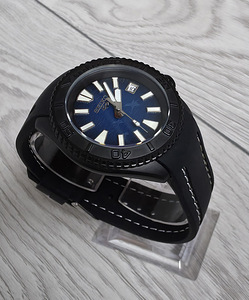Custom Seiko Mod NH35A / Blue Wave Dial / Black PVD (6 foto / 9)