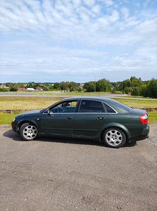 Audi A4, 1.6, 75 кВт, рег оплачен (5 фото из 8)