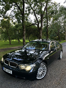 BMW e65 (1 foto / 11)
