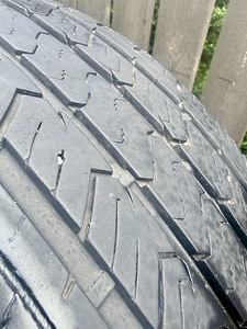 Hyundai Tucson R17 valuveljed koos 225/60R17 M+S (4 foto / 10)