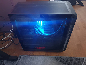 Очень мощный игровой компьютер — RTX 5090 + Ryzen 9 9950X (4 фото из 5)