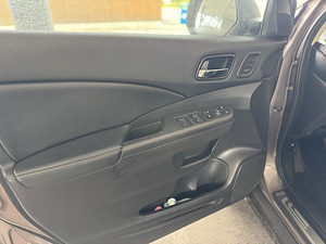 Honda CR-V 2015 4WD (7 фото из 15)