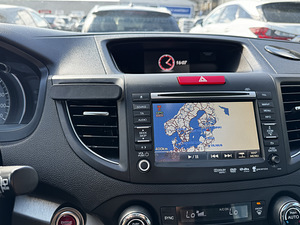 Honda CR-V 2015 4WD (13 фото из 15)
