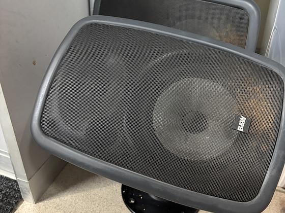Bowers & Wilkins WM 6 (B&W) välikõlarid