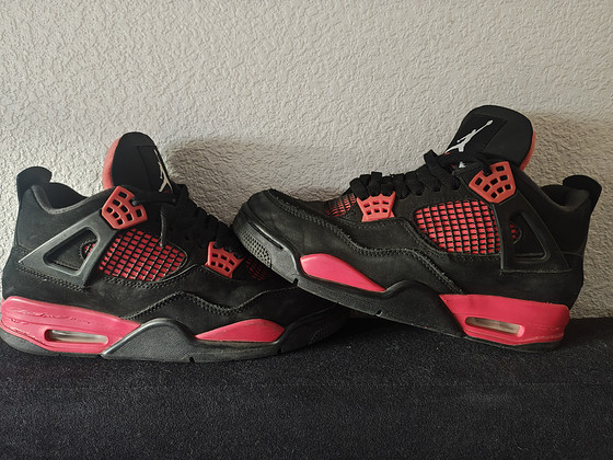 Jordan 4