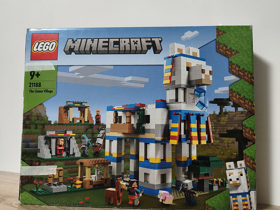 LEGO 21188 The Llama Village