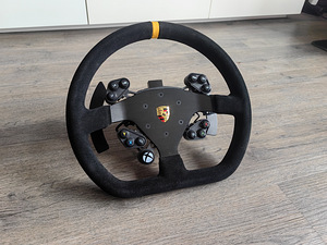 Fanatec clubsport universal hub xbox+ porsche 911 GT3 R rool (1 foto / 4)
