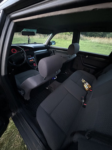 Audi a6 2.5tdi (6 foto / 7)