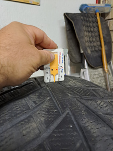 Hankook winter i*cept x.235/55/R18 (5 фото из 7)