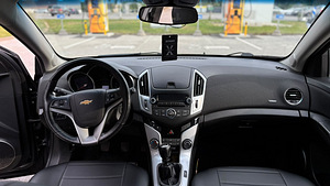 Chevrolet Cruze 1.6 (6 foto / 7)