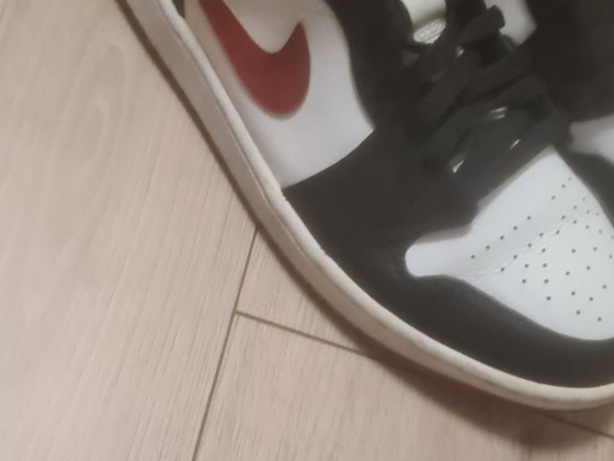 Air Jordan 1 Mid
