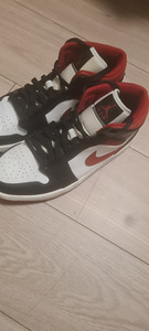 Air Jordan 1 Mid (2 фото из 3)
