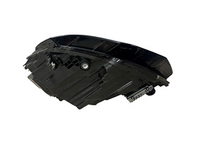 Audi A6 C8 2020 LED передние фары (правая+левая) (5 фото из 5)