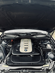 BMW E65 730d 170 кВт (10 фото из 10)