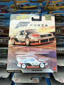 Hot Wheels premium Porsche & Audi (2 foto / 2)