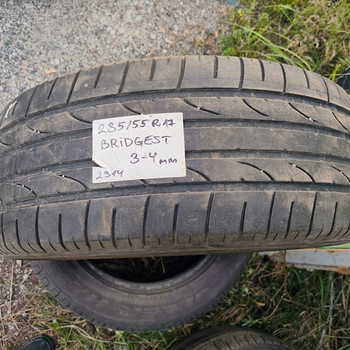 Bridgestone 235/55 R17