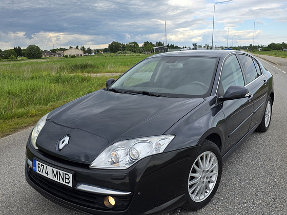 Renault Laguna 2.0 103 кВт 2009 г. Пробег 169 700 км