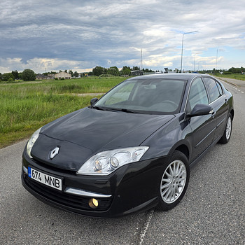 Renault Laguna 2.0 103 кВт 2009 г. Пробег 169 700 км