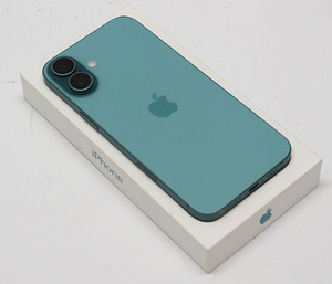 Телефон iPhone 16 Plus 128GB чип A18 (3 фото из 3)