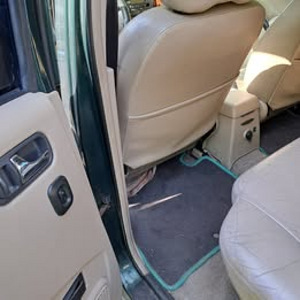 Nissan Terrano II (7 фото из 10)