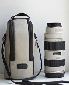 Canon EF 70-200mm f/2.8L USM (1 фото из 8)