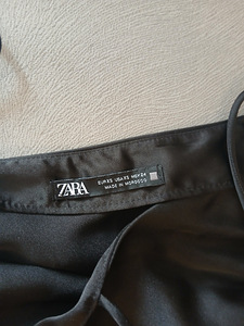 Imeline ZARA must satiinist maksikleit lõhikuga / suurus XS (2 foto / 3)