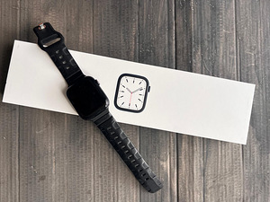 Apple Watch 8 + Cellular GPS + LTE 44 см (3 фото из 5)