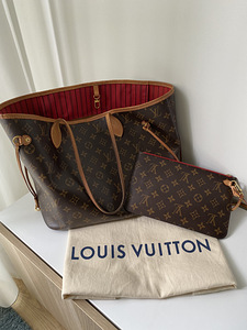 Louis Vuitton Neverfull MM (5 фото из 8)
