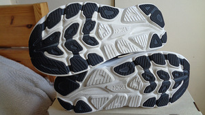 S.40 2/3(stm 25.5sm)HOKA Clifton*10 active run (9 foto / 10)