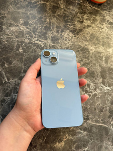 iPhone 14 (2 foto / 5)