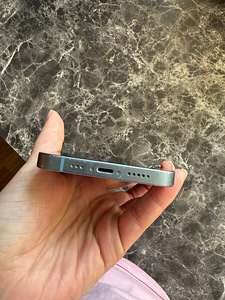 iPhone 14 (4 foto / 5)