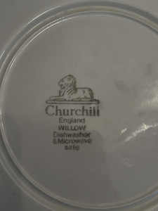 Churchill Blue Willow (England) (8 фото из 9)
